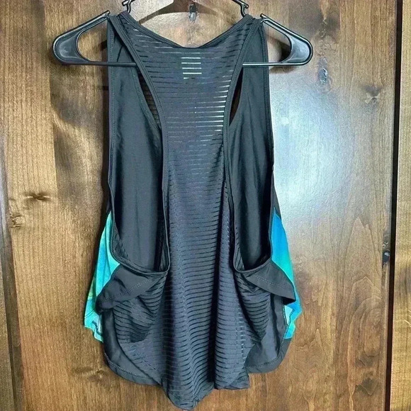 NWT Femme Royale Black tank top athletic wear workout running Women’s Size XL - Picture 7 of 10